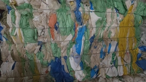 常年出售废旧吨袋，废旧编织袋