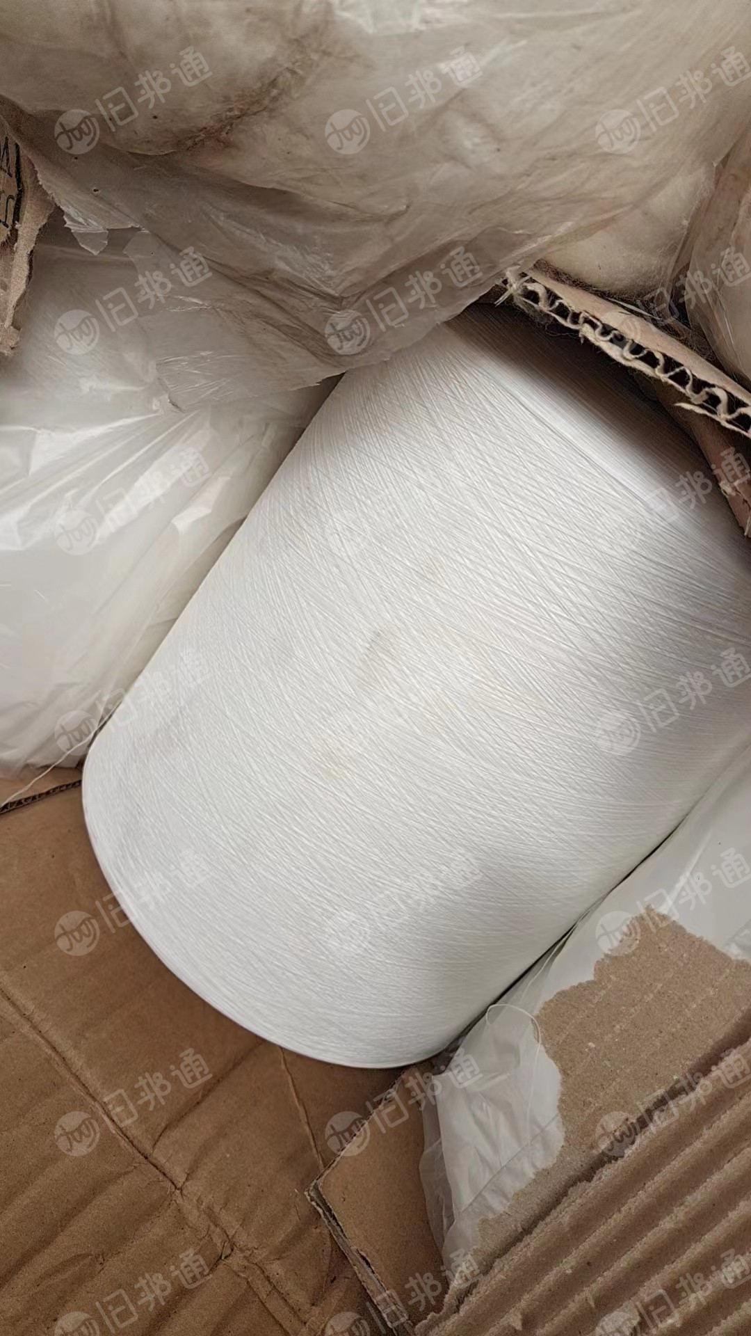 出售纯棉纱线，涤纶线，库存纱线，现货两三吨