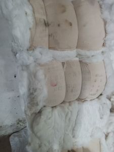 长期出售梳棉机下来的纯涤纶棉絮,厂在河北石家庄