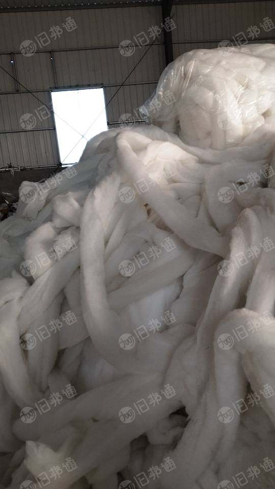大量回收服装厂丝棉边角料，床垫厂丝棉下角料，线头棉等