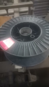 出售ps焊丝盘毛料,黑色居多,月供10几吨