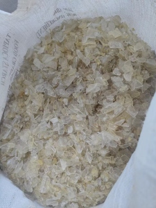 长期出售pc灯壳破碎料,有清洗甩干过