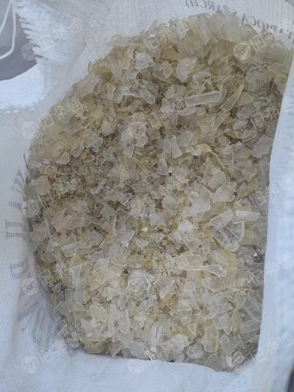 长期出售pc灯壳破碎料,有清洗甩干过