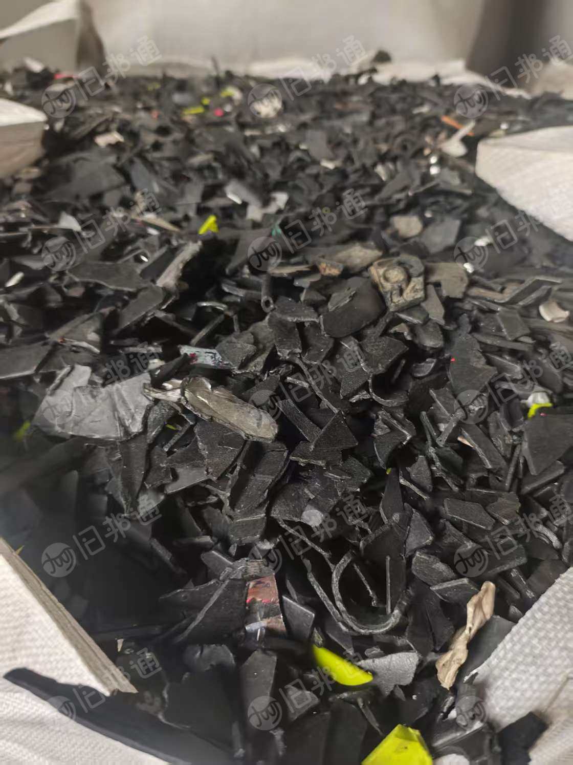 出售pp摩配破碎料,水粉脱水除铁,月供100吨