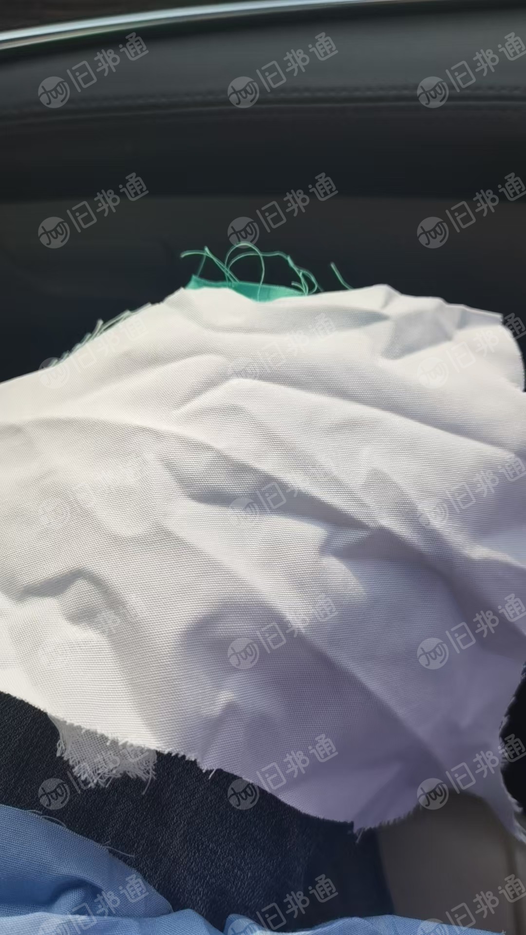 长期出售白色的涤棉梭织布,涤棉废布,涤纶布,现货六七十吨