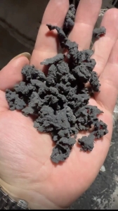 长期出售pvc疙瘩料,可过滤网60目
