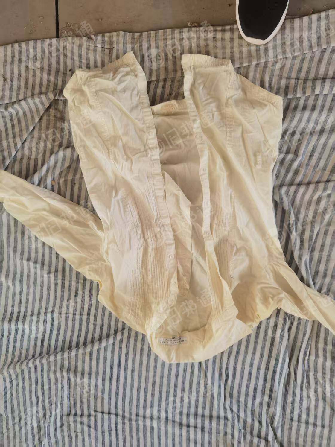 分拣厂长期出售白色的女装,衬衣,衬衫,现货10吨左右