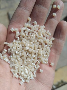 长期出售abs光伏板颗粒，冲击12左右