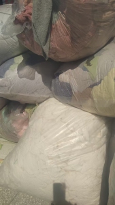 长期出售毛巾厂下来的涤纶废布,涤纶边角料,现货5吨左右