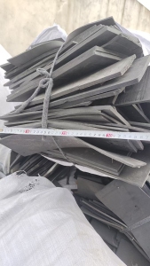 免费送eva废料，光伏护角上面下来的料，每个月有6.8一车