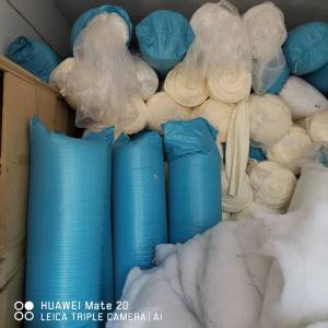 出售一批成品丝绵料，服装厂下来的， 现货1吨多，厂在河南郑州