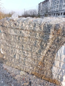 出售杂PE破碎料，PE膜破碎料