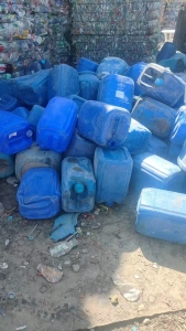 出售大小蓝桶压块，混压的