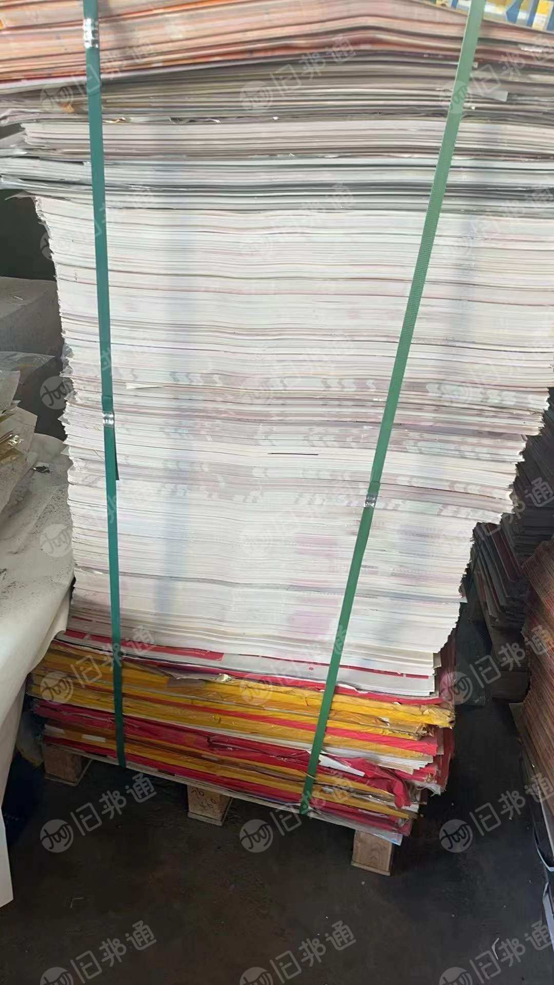 出售平张烟卡纸，230克双面印刷