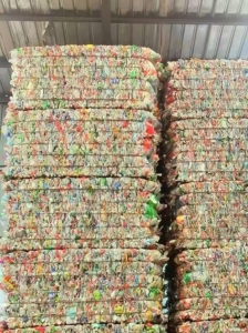 长期出售PET瓶砖，聚酯瓶砖 