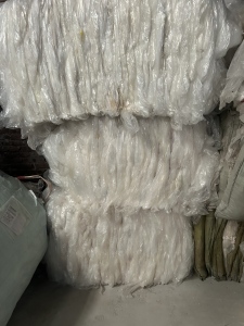 出售水洗纯平板高压膜膜，月供60吨