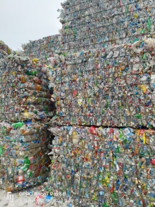 出售PET瓶砖，聚酯瓶砖