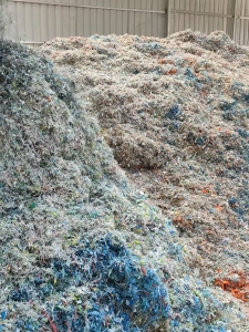 出售PP打包带破碎料，含丙膜，月供200吨