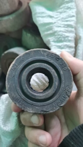 出售废旧尼龙车轮废料，长期有货