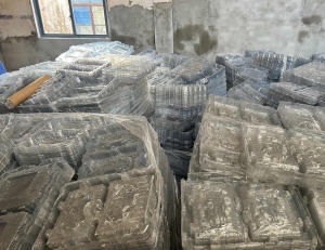 出售PET吸塑盒毛料，现货六米八一车，长期有货