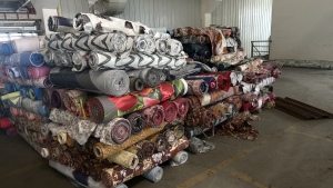 出售库存布，家纺布，平桃印花布，门幅2.2，现货十几吨，货在浙江湖州