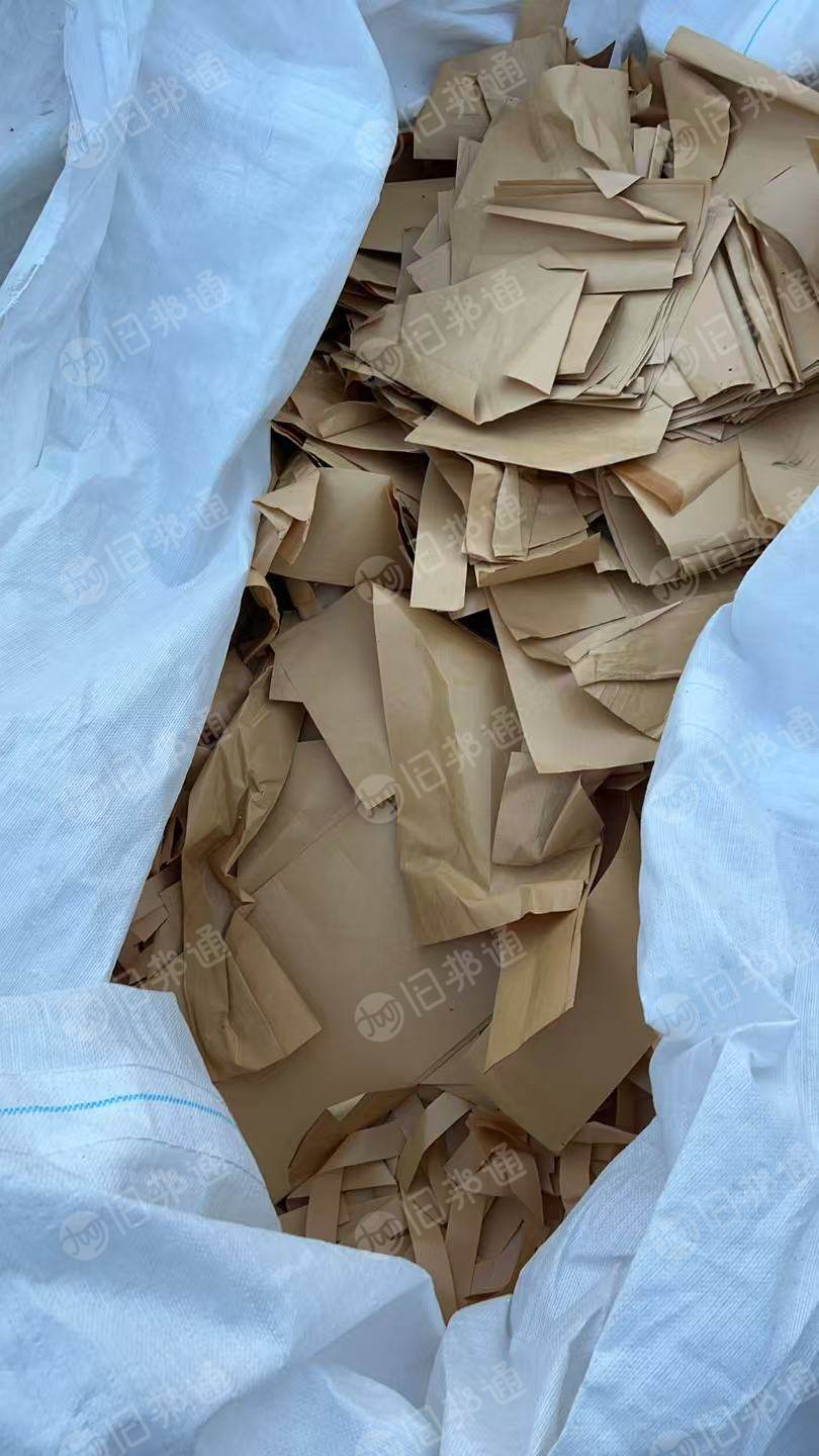 长期出售本色牛皮淋膜纸废料