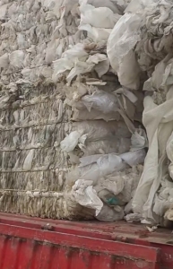 长期出售PE膜废料，水洗高压膜废料