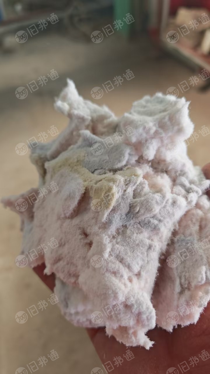 长期出售从棉布上刷下来的纯棉棉絮,每个月有20多吨货,厂在河南新乡