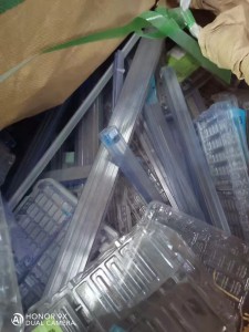 出售工厂下来的PVC电子管毛料,吸塑盒毛料,长期有货