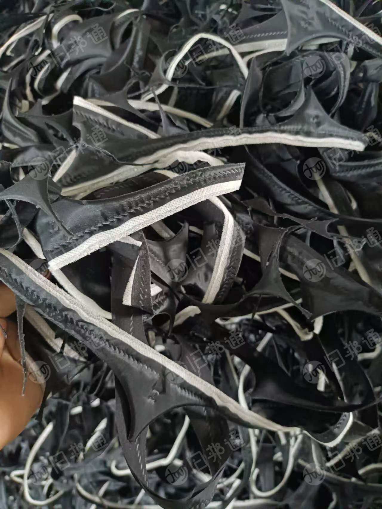 厂家出售航空眼罩下脚料,四层边角料,废布料。厂在安徽蚌埠