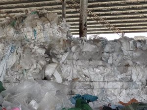 出售医疗厂下来的PP膜，能干造，现货30吨