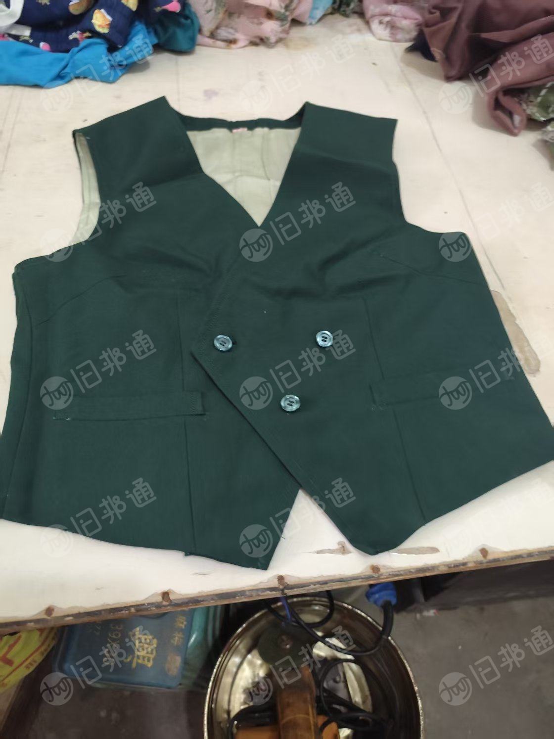 厂家出售服装厂剩下的服装尾货,断码尾货,现货有几千件,货在四川广元