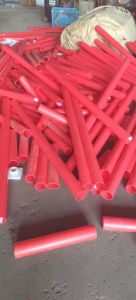 出售管子破碎料，吨桶破碎料，每月各100吨