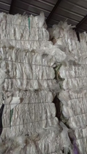 长期出售PE电子膜废料，PE拉丝膜，一级高压膜废料