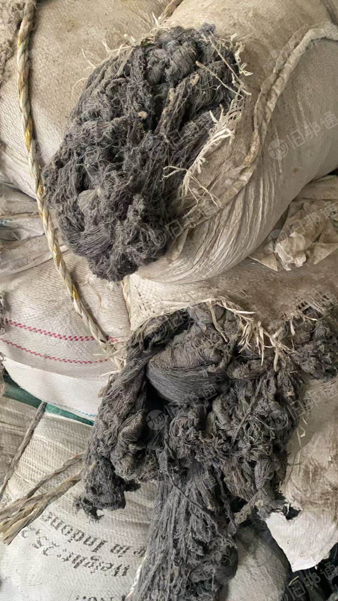 长期出售气流纺下来的黑色,麻灰色涤棉布边纱,现货十吨左右