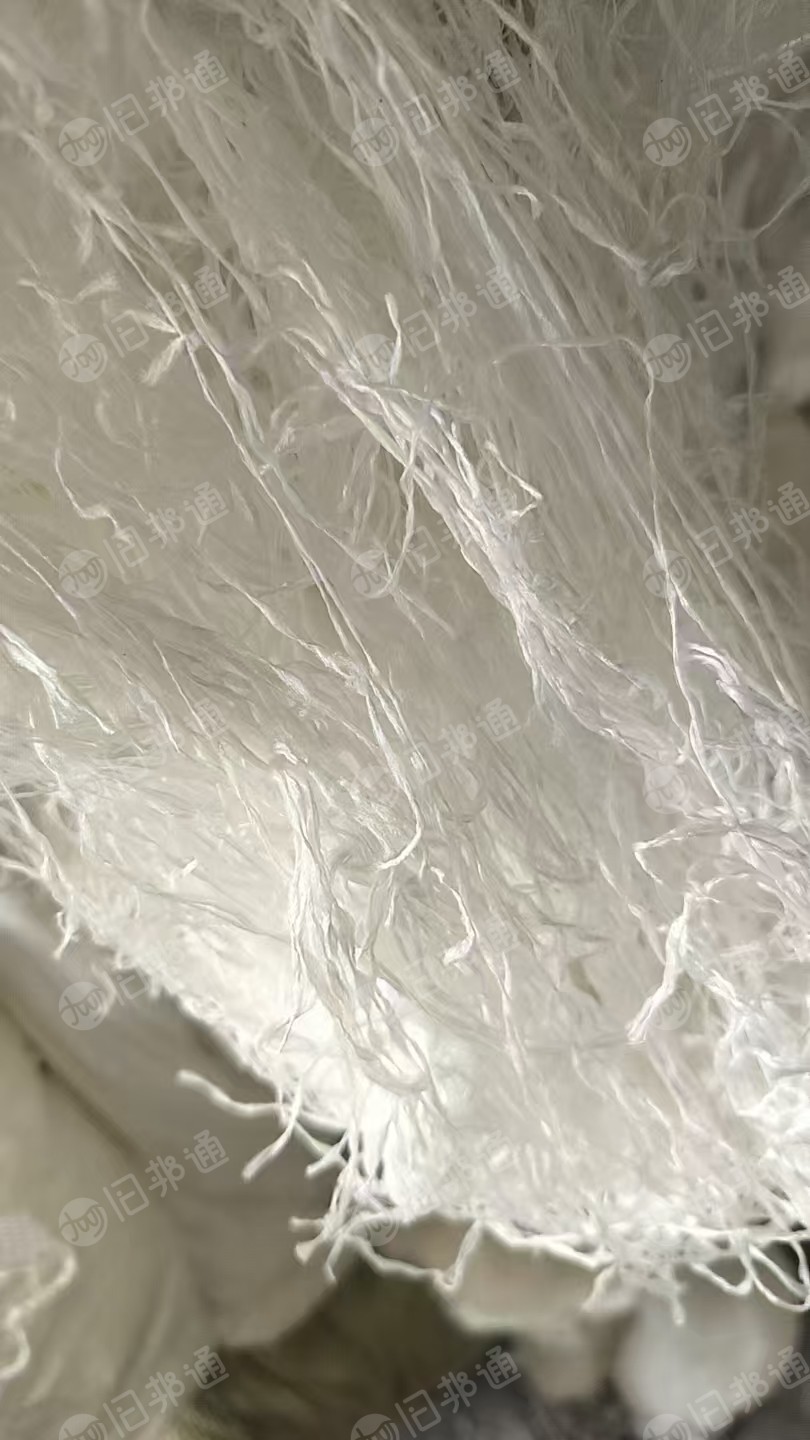 长期出售600D涤纶废丝,涤纶干丝打包好的,开花造粒都可以,每5天就有4米2一车,货在江苏苏州