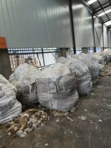 长期出售锦纶废丝，锦纶水丝，月供30吨，货在江苏苏州