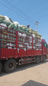 长期出售涤锦废丝，划过水的，300t,5天一车9米6，货在江苏苏州
