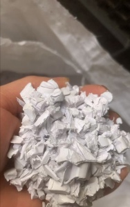 出售PVC白色管件水口料，现货十多吨，适合注塑