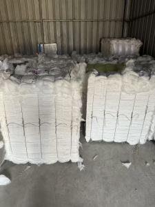 长期出售开花好的纯白化纤棉，大化棉，再生棉，每天出4吨左右