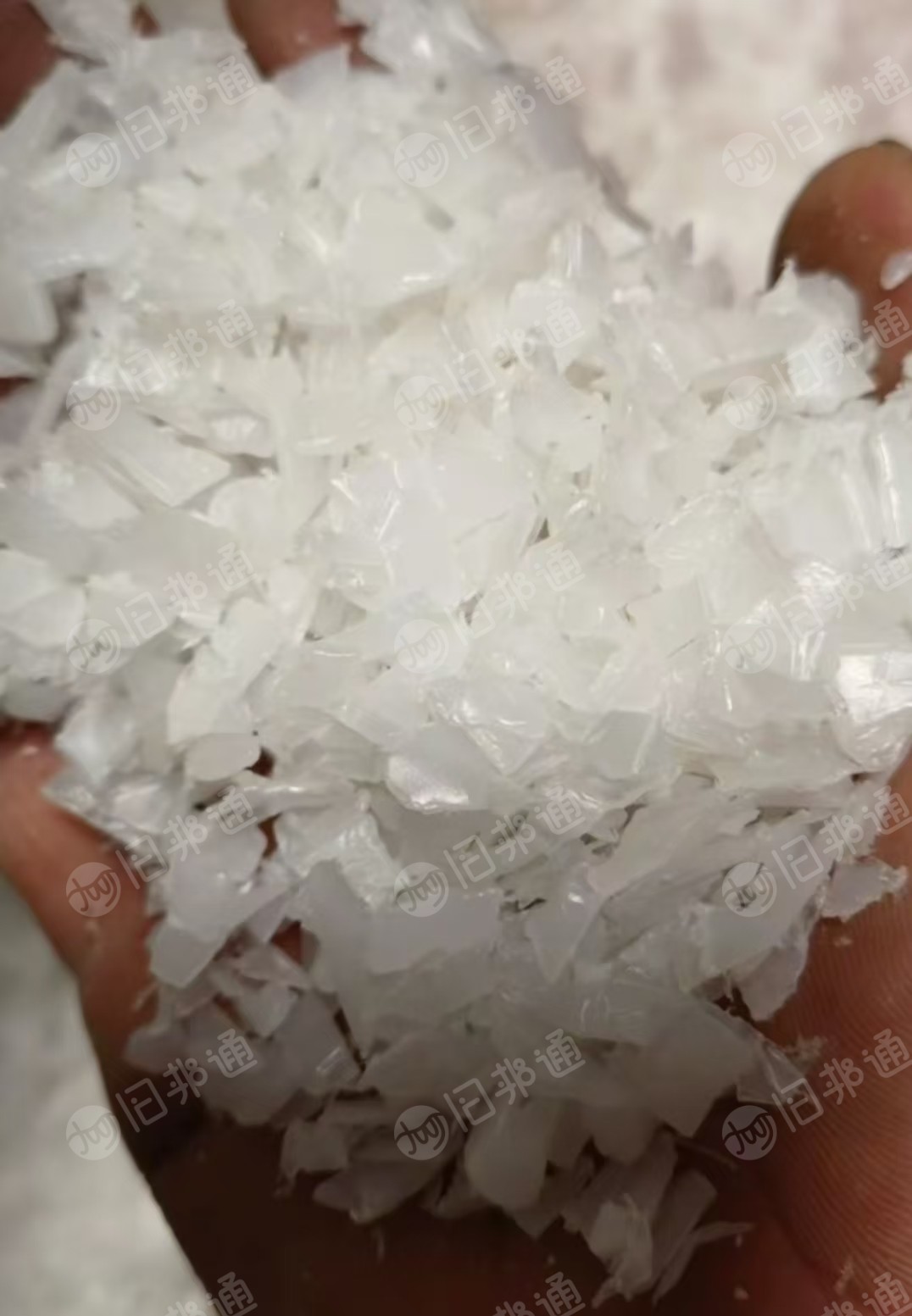 长期出售低压一级透析桶破碎料,无气味,适合吹塑,做管材,吹膜