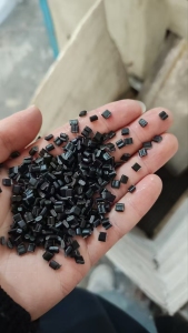 出售pe热熔膜颗粒，月供300吨，适用于拉管、吹膜