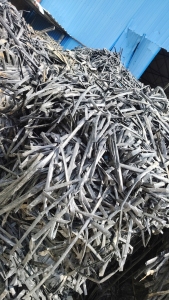 回收滴灌带毛料压块