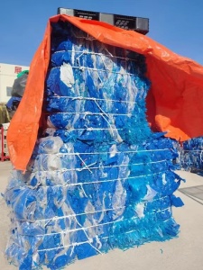 长期出售比亚迪厂下来的pet蓝膜，双层含胶，可分离