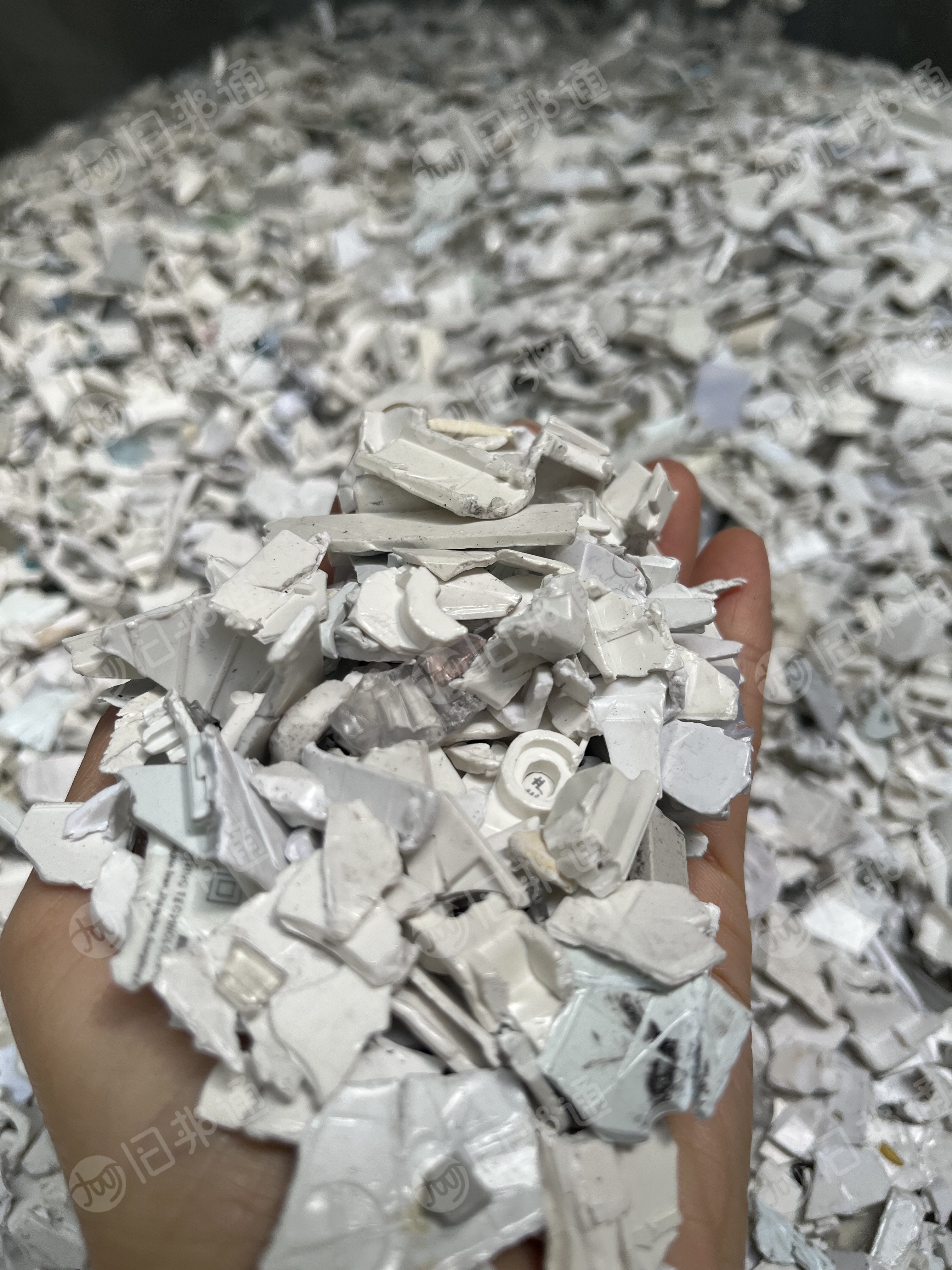 出售PC开关面板破碎料