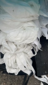 出售针刺棉边角料，针刺棉，现货十多吨，黑色比较多