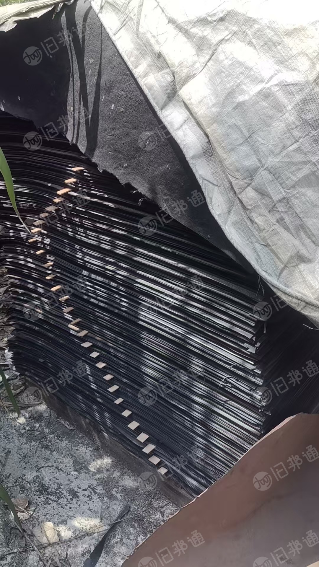 长期出售橡胶片和鞋底料,橡胶片1*1的,现货70多吨,厂在浙江温州