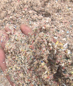 出售PP/PE塑料沫子，全漂，现货十来吨