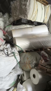 出售opp膜废料，哑光透明，卷筒和压包料现货10吨左右