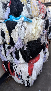 出售pvc胶水料，长期有货